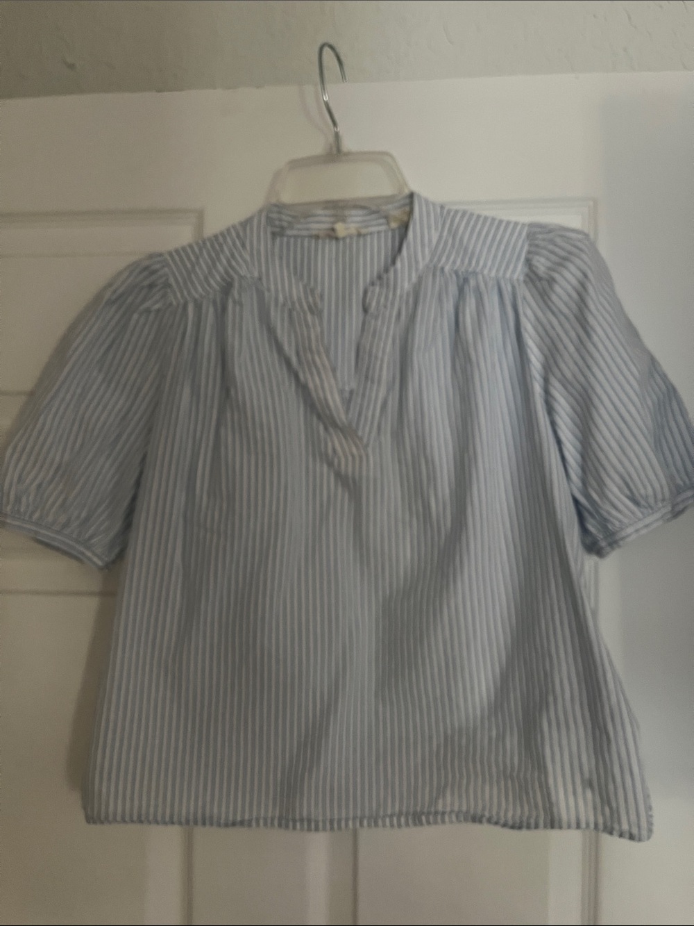Levi’s striped top